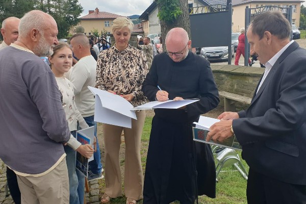 Prezentacja albumu ks. Wrzesińskiego Scj