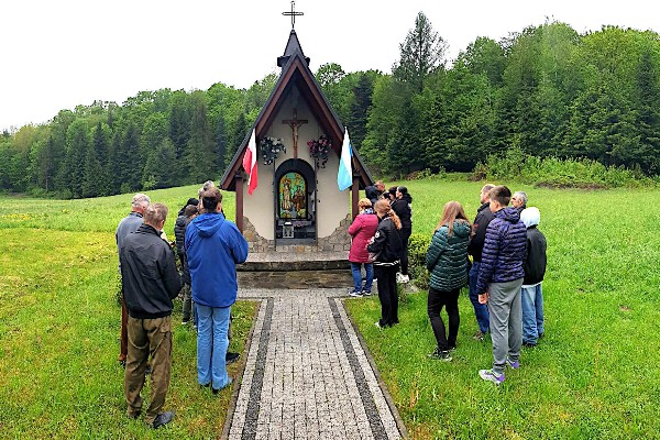 Majowe spotkania przy kapliczkach przydrożnych